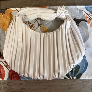 Chic Cream Pleated Shoulder Bag #224